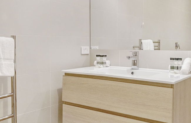 Newly Built Luxe House with Magnificent View - Foto 16