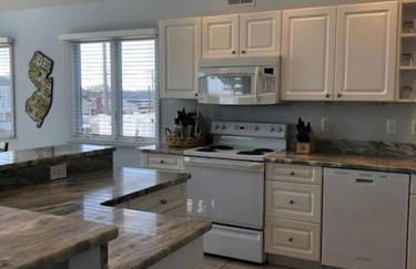 Oceanside Beach Badges Wifi Ocean Views From The Decks! 5Th From The Beach Surf City 14016 - Foto 6