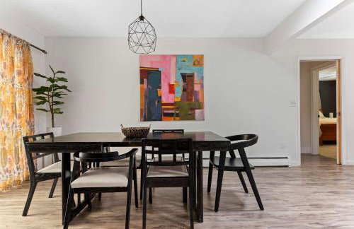 Relaxing River Retreat Near Moms Beach with Patio - Foto 8