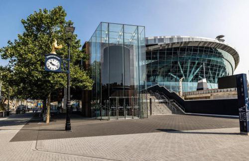 Modern home with driveway parking for 2 vehicles, near Tottenham Hotspur Stadium, White Hart Lane Train Station - Foto 40