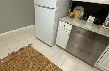 Barnes Avenue near Yale - Foto 16