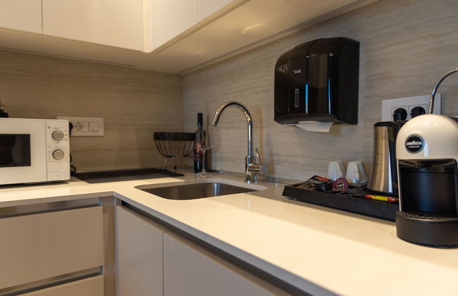 Apartments Royal - Aria Building - Photo 36