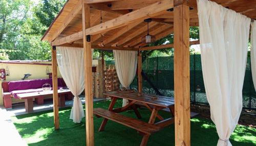 Dikella Beach 3 BDR Summer House - Foto 2, Garden, Garden view