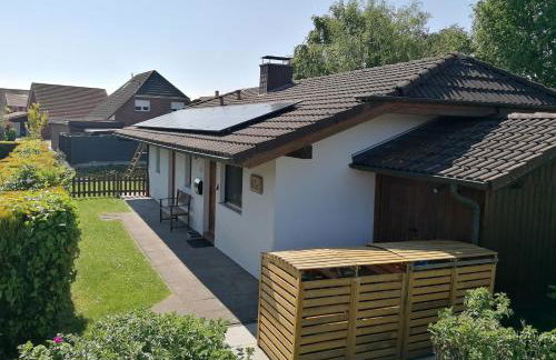 Dat Osterhuus - gemütlich, familienfreundlich, Kaminofen, WLAN, kurzer Weg zum Strand - Foto 3