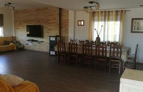 Casa de campo muy grande, con piscina y pistas - Foto 31