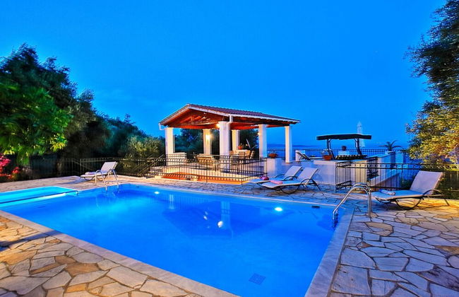 Villa Alexandros in Nisaki - Photo 21