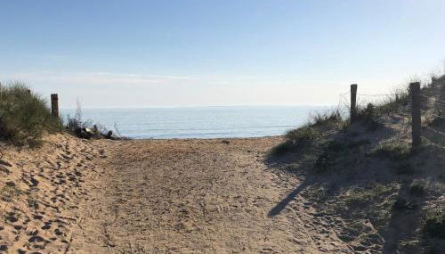 Maison rénovée à 300m de la mer - Foto 5