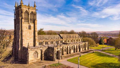 Spacious Apartment Near Rochdale Centre Train Tram Bus Free Parking Fast Wi-Fi - Foto 4