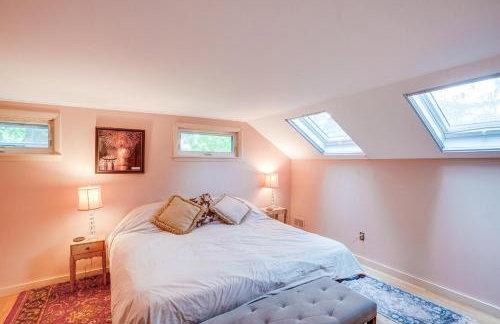 Steps to Downtown Stockbridge Home with Patio! - Foto 17