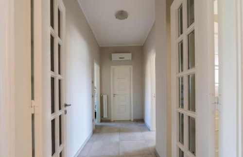 Trani with view - roomy apartment with balconies - Foto 20