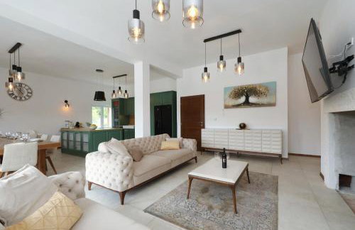 Villa Demare with Heated Pool, Free EVC Station - Foto 5