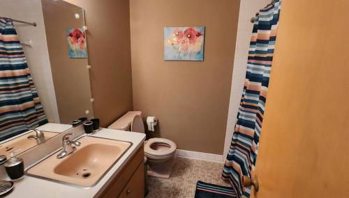 Tastefully Furnished 3bd @Euclid - Foto 2