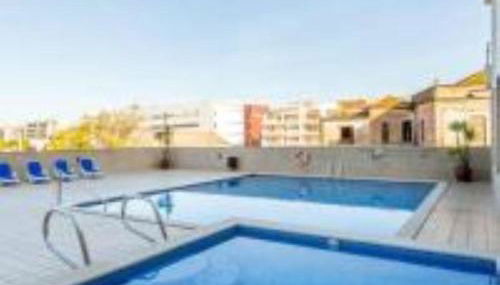 George's Quinta das Palmeiras, a 2 bedroom apartment in luxury complex, walking distance to town - Foto 2