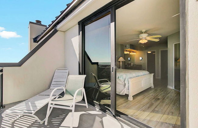 407 A Shipwatch by Avantstay Beach Front Condo w/ Ocean Views - Foto 28