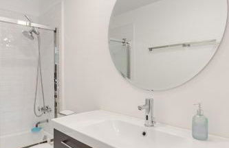 Lagoon Living Offsite and Family Retreat! - Foto 35