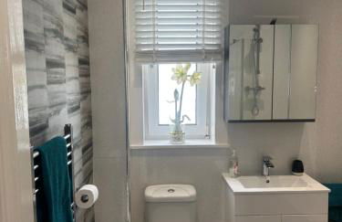 1L Albert Place Maddiston Road Brightons Falkirk FK2 0JX - Foto 5