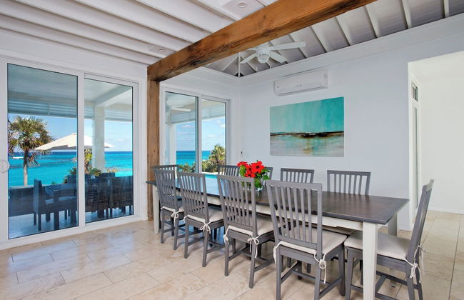 Touch Of Class Cottage: Beachfront Oasis - Foto 16