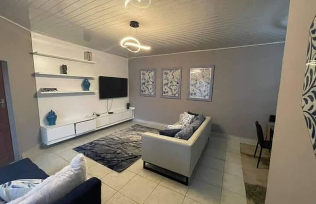 Spacious 2 Bedroomed Semi-detached Fully Furnished Apartment - Foto 12