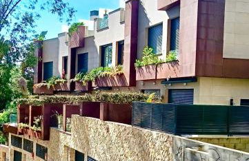 Lujo y relax en Málaga - Foto 1