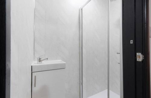 New 4BR in Station Road - Foto 17