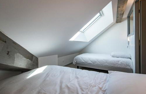 Duplex in Albiez-Montrond with balcony - Photo 40