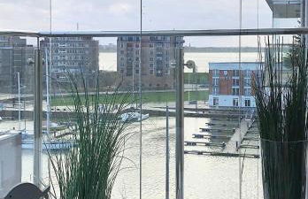 Port Marina "Schlagseite" - Foto 1