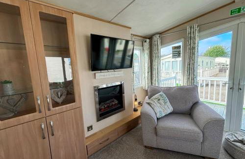 4 Sandringham, Patrington Haven, Hot Tub, Private garden & Parking - Foto 13