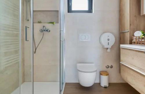 Terra Maiorum -12 person private Villa - heated pool and water massage - Foto 11