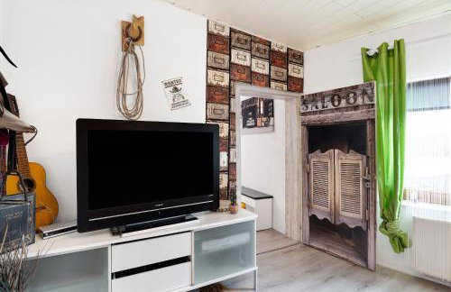 Wildwest Lounge - Photo 19