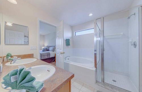 557-Impressive Two Story Private Villa with South Facing Pool 4 Large Bedrooms - Foto 15