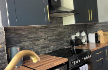 1 Bed Flat - Walton-on-Thames - Foto 4