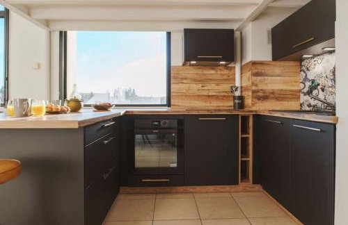 Le JOYAU loft historique et arboré avec garage - Foto 14