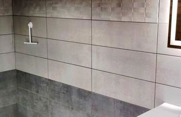 Gîte Papillon 6 à14 personnes - Jacuzzi - Foto 27