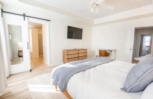 Coastal Retreat & Water Views - Minutes to CHS - Foto 17