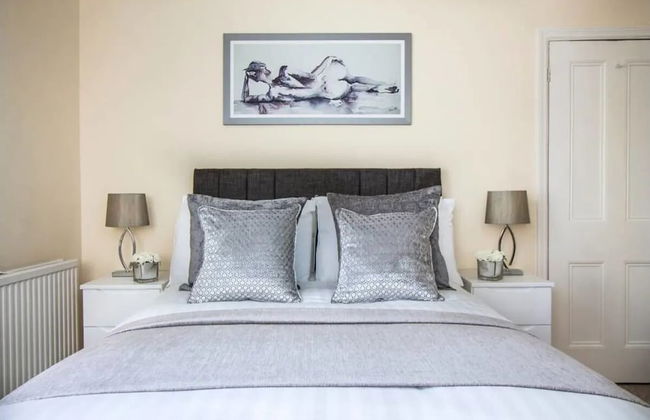 Lux Blu - Station Road - Foto 3