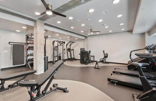 2BR and 2BA Near Events, Dining, and TRAX - Foto 37