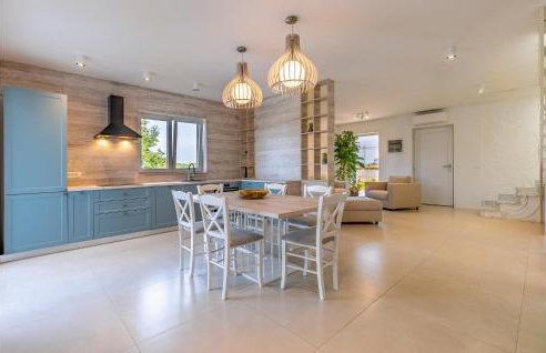 2 Bedroom Lovely Home In Hrboki - Photo 7