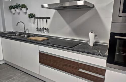 "La Villa de Iker" con Chimenea y a 10 mint de "Puy du Fou" - Foto 14