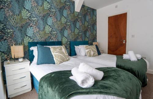 Heartland House, 7 Spacious Bedrooms Sleeps 4 plus, near NEC, JLR,BHX - Foto 31