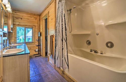 Direct Hiking Access Riverfront Dolores Home! - Foto 16