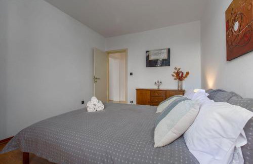 Malerisches Apartment in der Natur mit Pool, Outdoor-Kueche, BBQ, Spielplatz - Photo 14