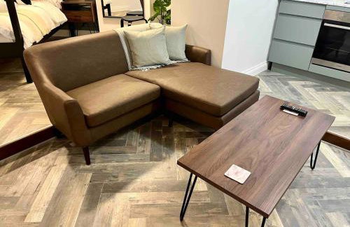 Stylish Studio Apartment on Torquay Harbourside! - Photo 19