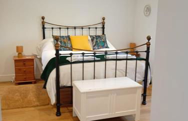 Finest Retreats - Moelis Barn - Photo 9