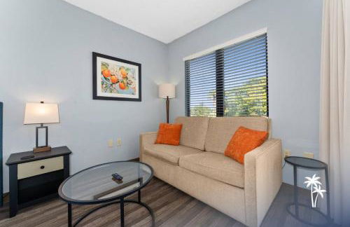 Delightful Studio Condo with Garden View Balcony 7 Mins to Universal - Foto 4