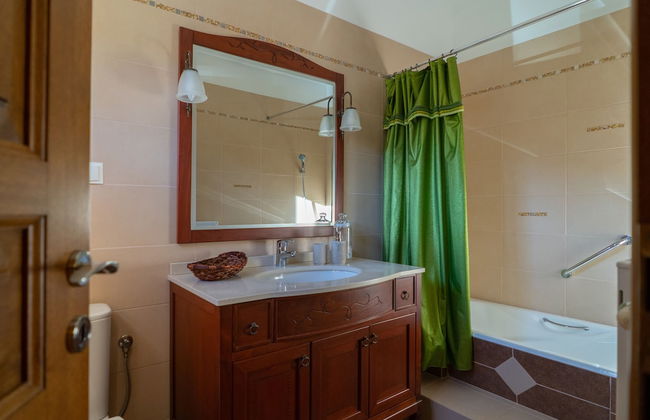 Paul's American Mansion- Volos suburb - Foto 36