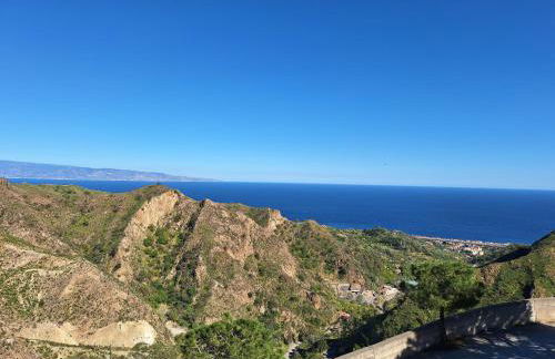 A Casa da Nonna Brasa Holiday Home Savoca - Foto 28