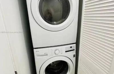 NEW 3 Story in Homestead- 3/2.5 Balcony & Rooftop - Foto 13