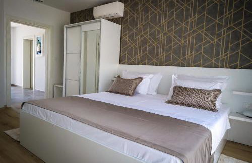 Villa Angelus with heated pool - Foto 27