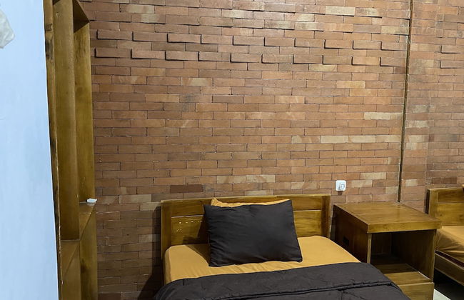 Homestay Candi Pawon Fahrurohman Syariah - Foto 7