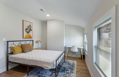 Welcome to The Lux Collective a Spacious 5-Bedroom House close to Stadiums, Universities, Center City & more! - Foto 18